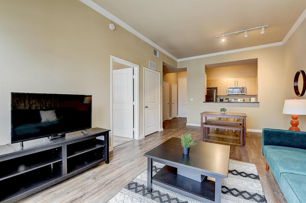 Frontdesk Oakwood Residence Apts Uptown Dallas Exterior foto