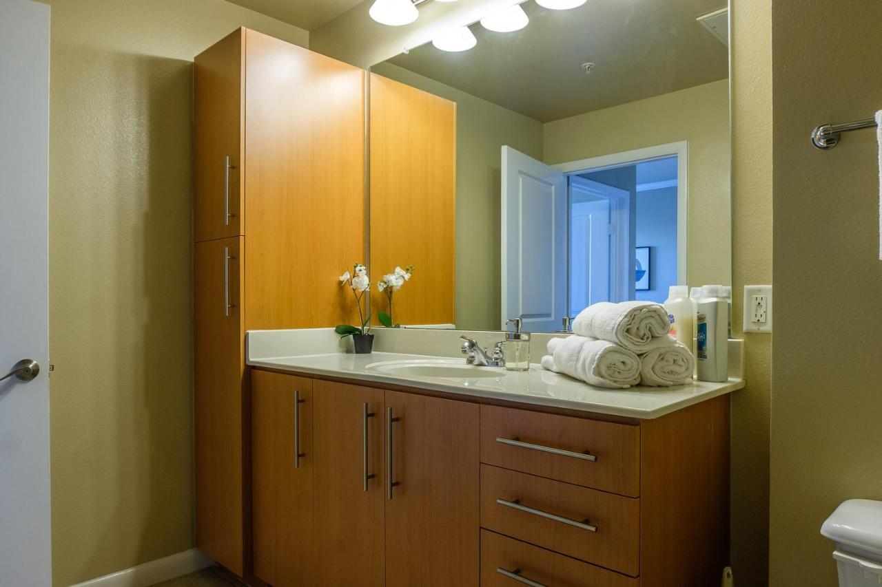 Frontdesk Oakwood Residence Apts Uptown Dallas Exterior foto