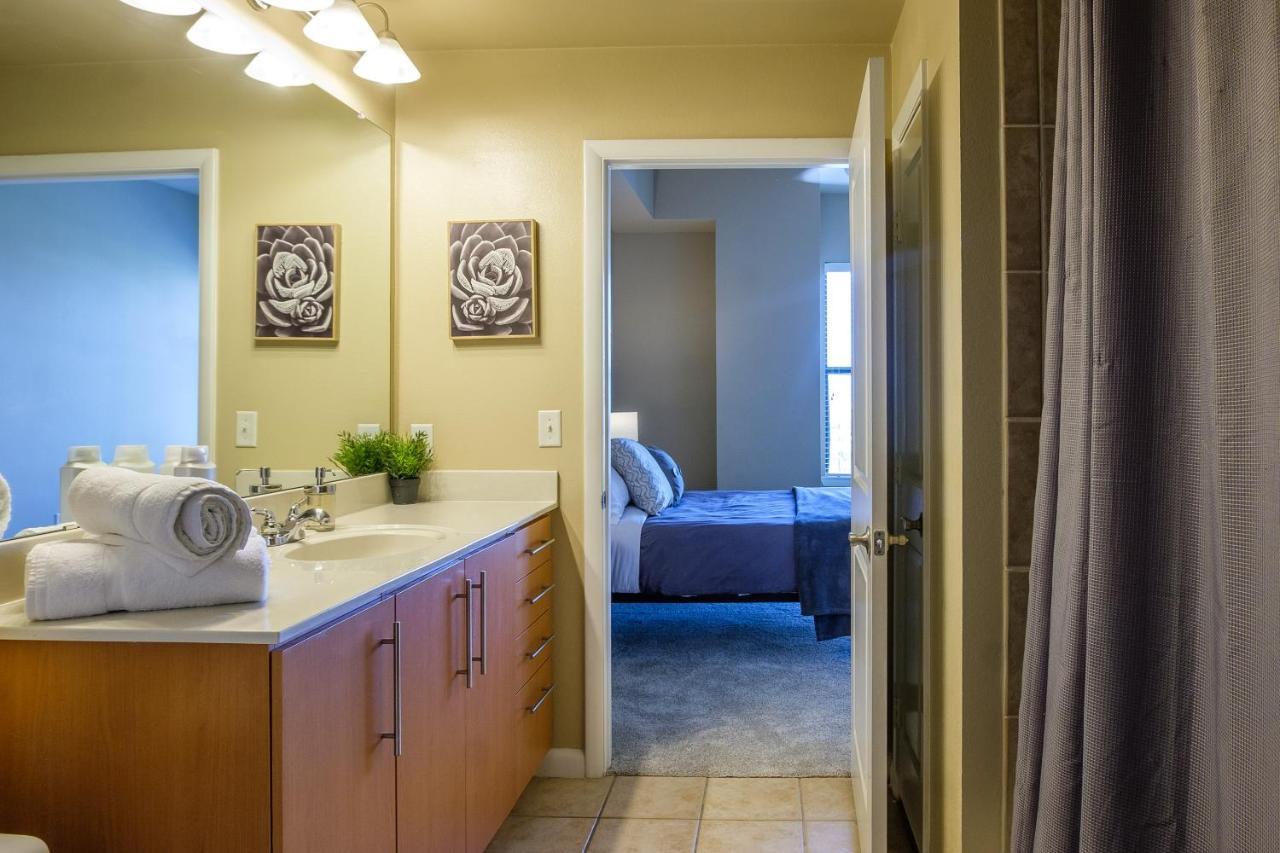Frontdesk Oakwood Residence Apts Uptown Dallas Exterior foto
